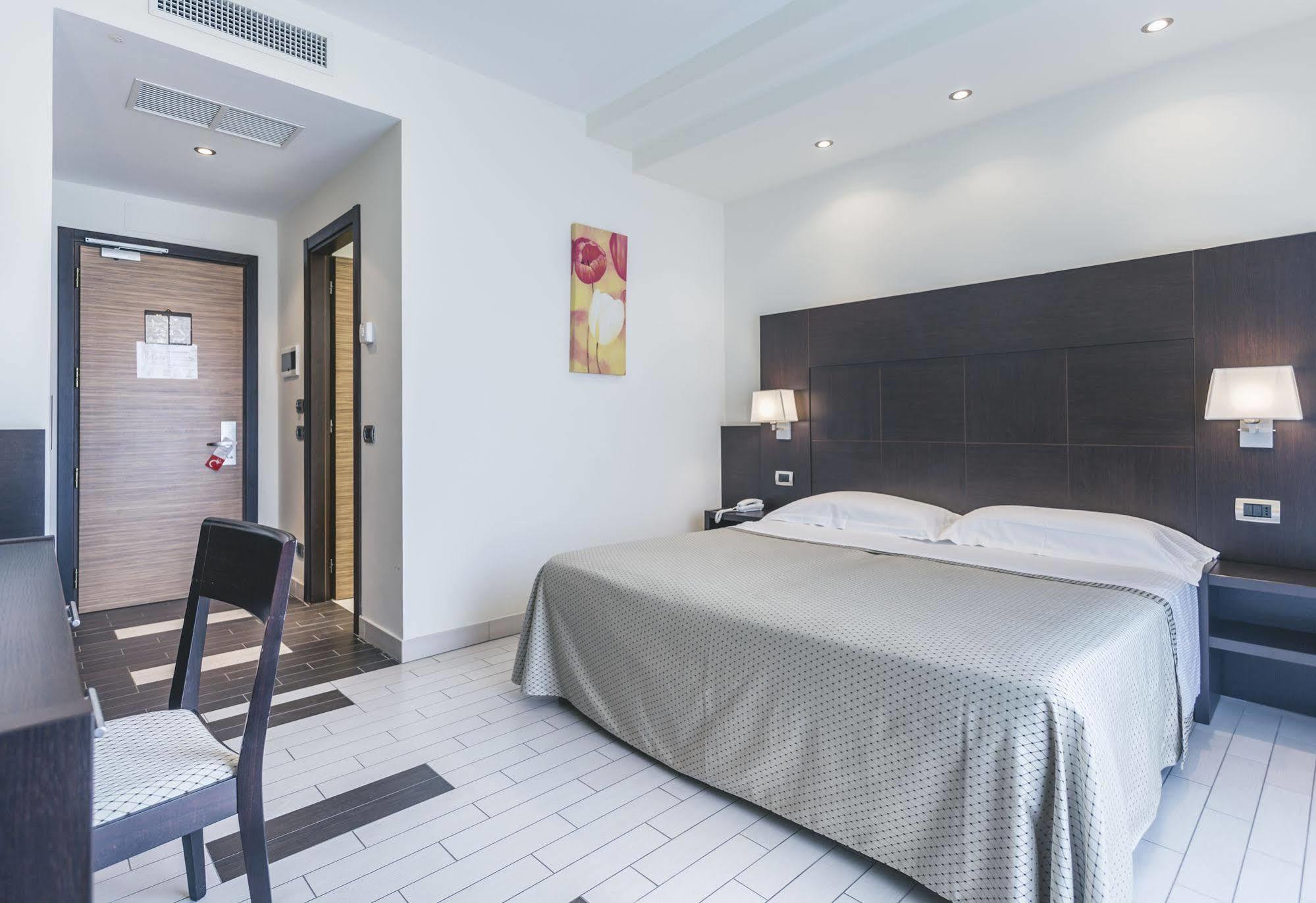 Hotel Principe Residence Vasto Εξωτερικό φωτογραφία